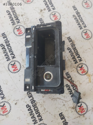 AUDİ A7 ORTA KONSOL KÜLLÜK 4G0857951A
