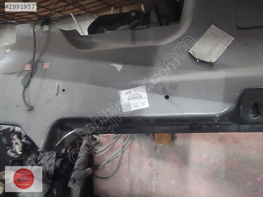7243.y7 Citroen C5 arka panel orijinal sıfır