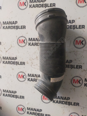 SEAT ATECA  HAVA FİLTRE BORUSU 5Q0129684C 04E129651C