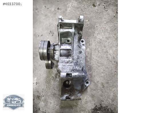 VOLKSWAGEN BORA BCB MOTOR KLİMA ŞARJ DİNAMOSU AYAĞI 032145169Q