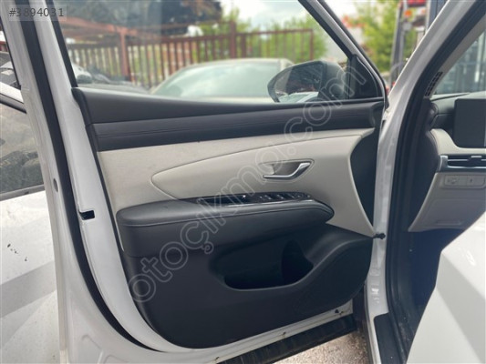 2025 Hyundai Tucson Elite Plus Sol Ön Kapı Döşemesi Sıfır Orjinal