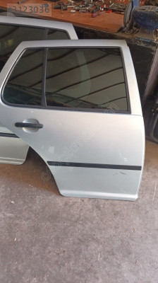 VOLKSWAGEN GOLF 4 SAĞ ARKA KAPI