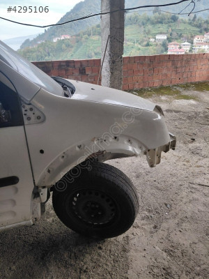 Ford connet sağ ön çamurluk alkal oto