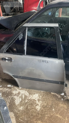 FİAT TEMPRA SAĞ ARKA KAPI