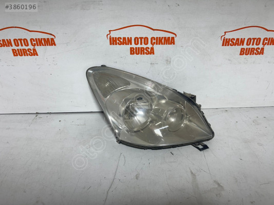 Toyota verso sağ far orijinal çıkma 2007
