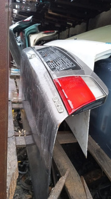 Mazda 626 bagaj kapağı