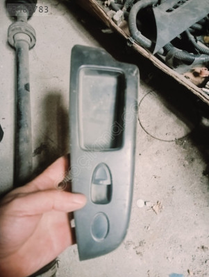 Honda Civic fd6 sağ kapı cam düğmesi arka