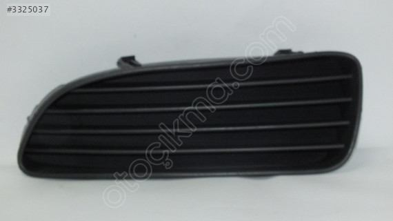 COROLLA 00-02 ZZ111 SİS LAMBA KAPAĞI SOL UZUN (SİS DELİKLİ)