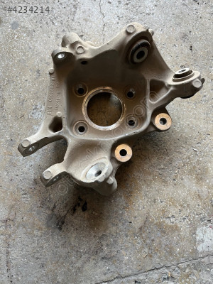 Bmw 4serisi G22 sağ arka taşıyıcı