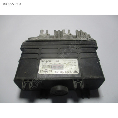 Volkswagen Golf 1.8 Motor Beyni 0261203304 032906026E