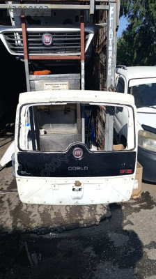 Fiat Doblo geniş aile bagaj kapisi