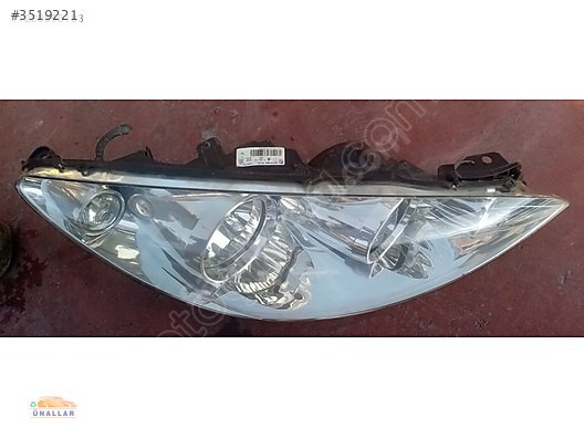 PEUGEOT 208 Model Sağ Ön Far - Mertler Oto Yedek Parça