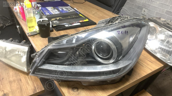 2011-2014 mercedes c class w204 sol ön far