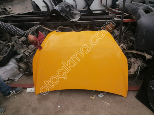 HYUNDAİ  ACCENT ERA KAPUT ÇELİKLER OTO ÇIKMA