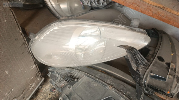 Fiat Grande Punto sağ far çıkma