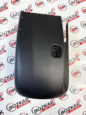 Golf 7 direksiyon kaplama plastigi 5g0858559m