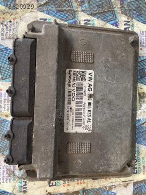 5wp4054604 VW POLO 6R Motor Beyni