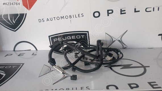 RENAULT CLİO 5 ARKA PARK SENSÖR TESİSATI 240157252R