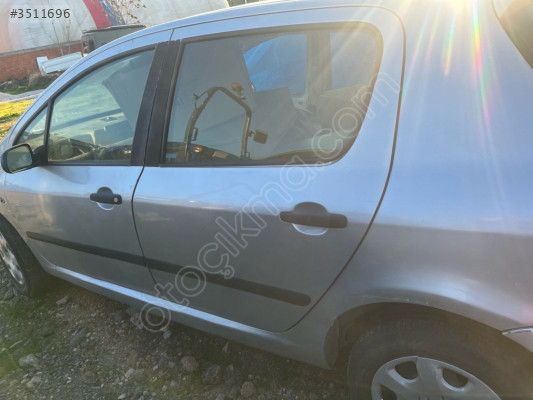 Peugeot 307 gri hatasız sol arka kapı