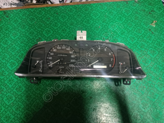 toyota corolla 111 benzinli gösterge paneli