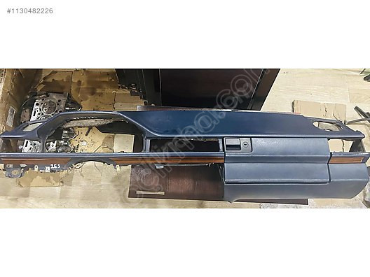 MERCEDES W124 ORJİNAL MAVİ TORPİDO KUSURSUZ TEMİZLİKTE
