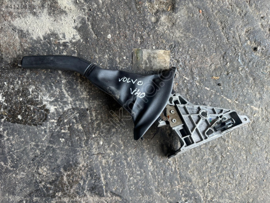 VOLVO V40 CEOSS COUNTRY ÇIKMA EL FREN KOLU