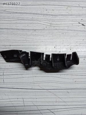 Audi A3 Sağ Ön Tampon Braketi Orijinal 8P0807184A