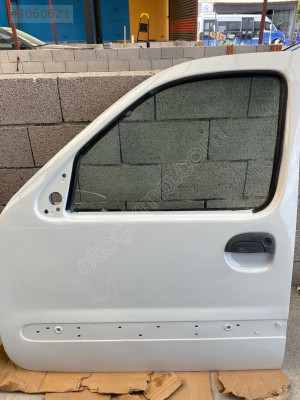 RENAULT KANGO ÇİFT SÜRGÜLÜ MODEL SOL ÖN KAPI