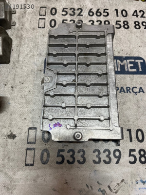 ÇIKMA AUDI A4 8T0 035 462 MULTİMEDYA ARAYÜZ KONTROL BEYNİ