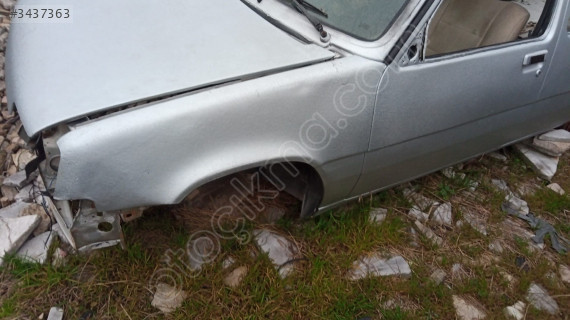 Renault 5 sol çamurluk yedek parça