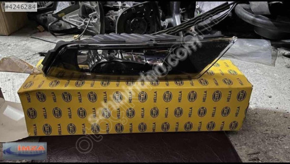 SKODA SUPERB SAĞ SİS FARI SIFIR ORİJİNAL 3V0941700A 2015-2020