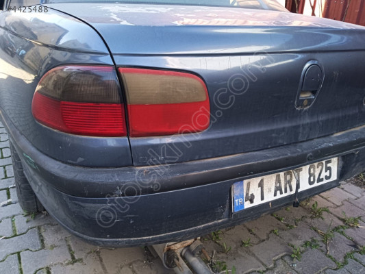 1995 opel omega sol arka stop