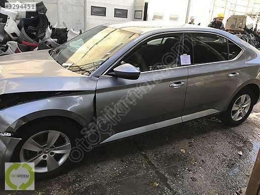 VOLKSWAGEN TİGUAN 2015 2024 SOL ÖN TAŞIYICI DOLU 5Q0407257