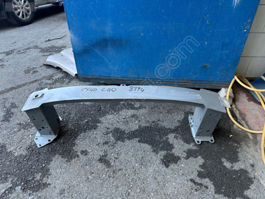 Volvo ex40 xc40 ön tampon demiri Orjinal çıkma