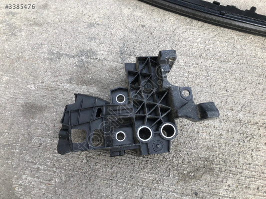 MERCEDES EQE W295 SAĞ RADYATÖR TUTUCU 2956208301