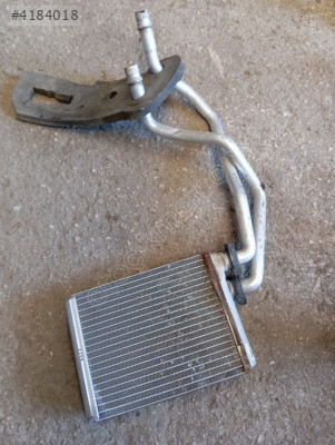 Peugeot 308 kalorifer radyötörü CV8211001