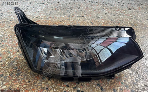 TRANSPORTER T8 FAR LAMBASI SAĞ LEDLİ 2025 SIFIR 7TG941036T