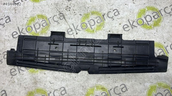 MERCEDES A 2018 2024 W177 RADYATÖR ALT BAKALİTİ A1775050200