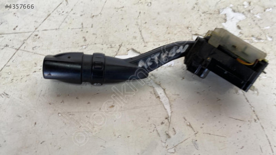 ssangyong actyon sport 2009 çıkma orjinal sinyal kolu (son fiyat)