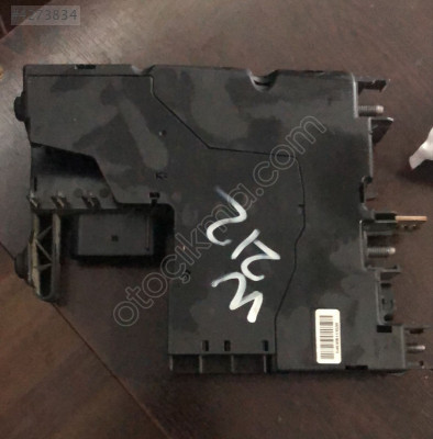 MERCEDES W212 AKÜ SİGORTALIK OTO FEDAİ