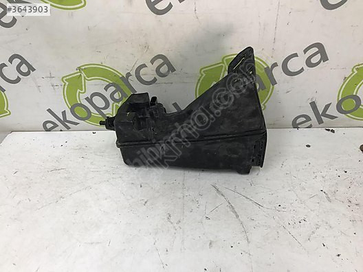 MERCEDES C SERİSİ 2019 2024 W206 CAM SU DEPOSU A2068600300