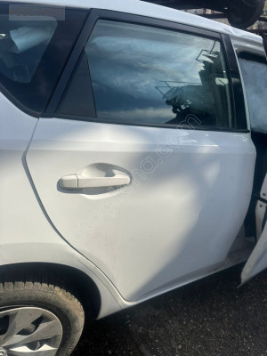 Toyota Auris Sağ Arka Dolu Kapı 2013 - 2017 Çıkma Yedek Parça