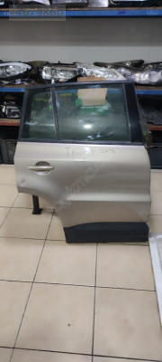VOLKSWAGEN TIGUAN SAĞ ARKA KAPI