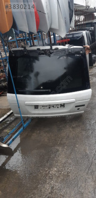 RANGE ROVER SPORT ORJİNAL ÇIKMA BAGAJ KAPAĞI DOLU