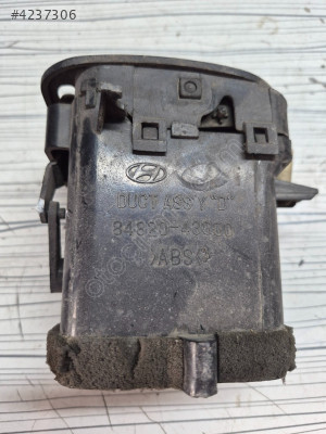 HYUNDAI H100 HAVA ÇIKIŞ IZGARASI 84820-43800