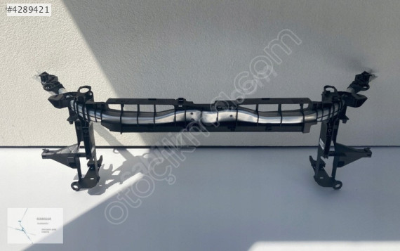 MERCEDES CLA ÖN PANEL