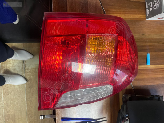 Hyundai accentera sol stop lambası