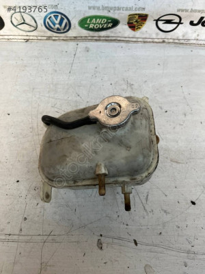 KİA CERATO 1.5 CRDİ YEDEK SU DEPOSU