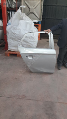 opel corsa f sağ arka kapı sefalılar oto cıkma