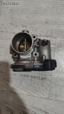 OPEL CORSA GAZ KELEBEGİ ÇIKMA ORJİNAL 55562270